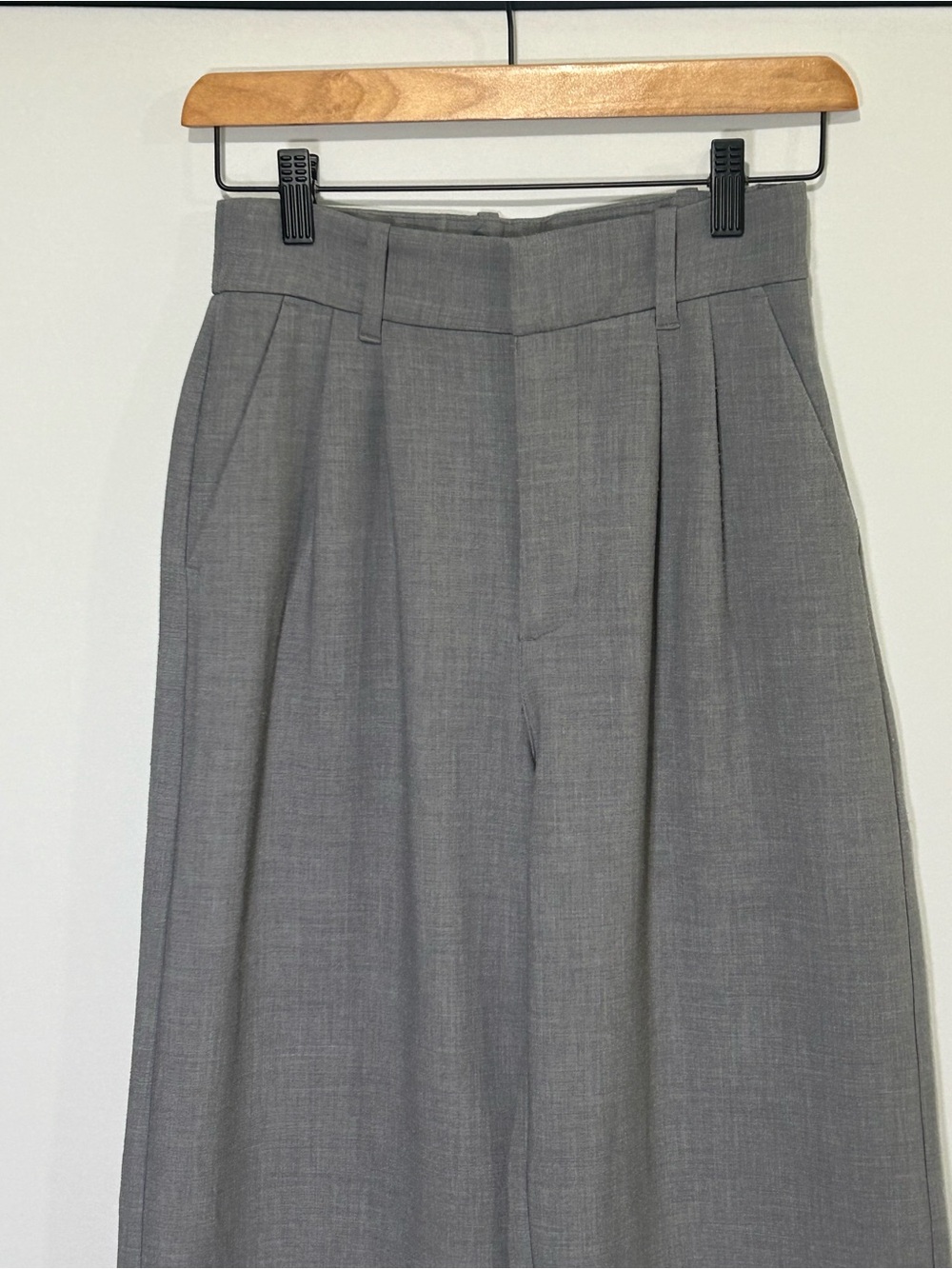 Abercrombie & Fitch Grey High Rise Pleated Wide Leg Trousers XS - Picture 4 of 12